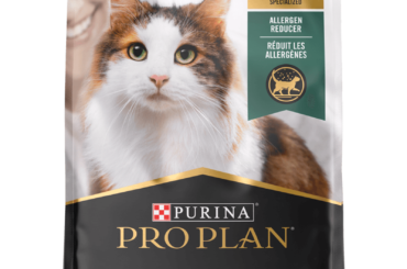 Give Cats with Allergies Tender Loving Nutrition with Purina Pro Plan LiveClear Allergen Reducing Cat Food